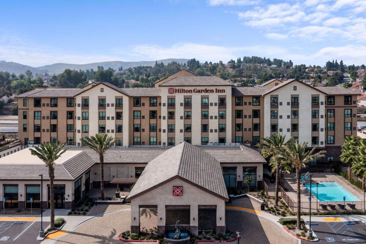 Hilton Garden Inn Pomona, Ca Екстериор снимка