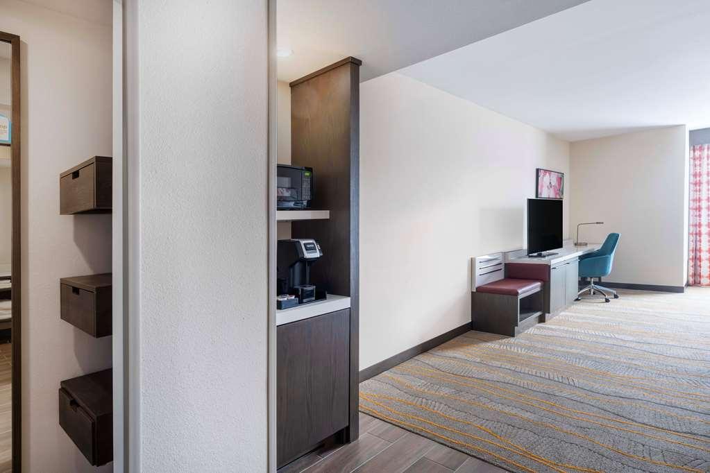 Hilton Garden Inn Pomona, Ca Стая снимка