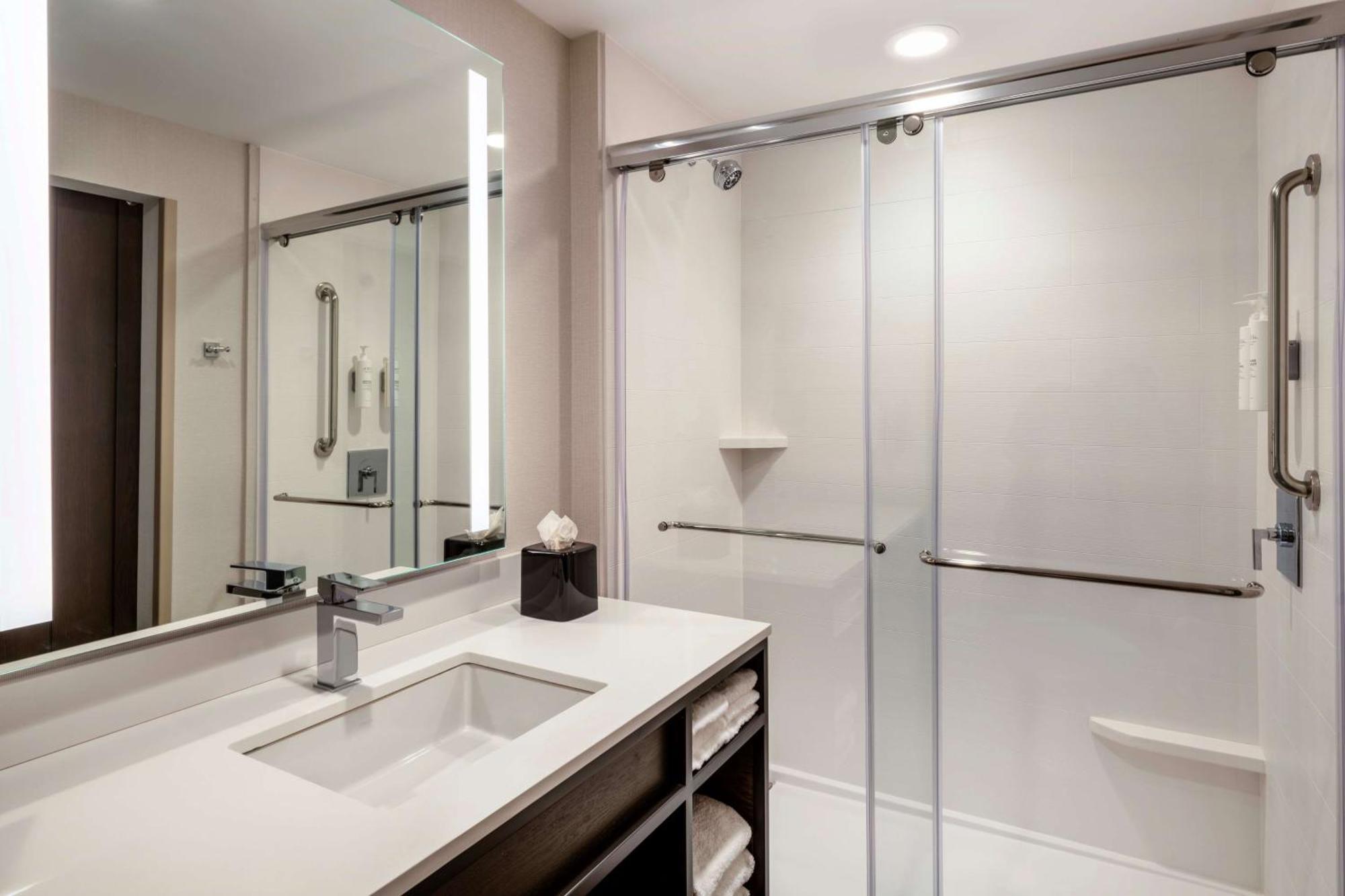 Hilton Garden Inn Pomona, Ca Екстериор снимка